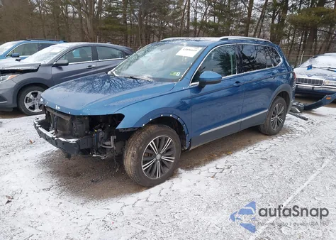 2019 Volkswagen Tiguan 2.0T Se/2.0T Sel/2.0T Sel R-Line/2.0T Sel R-Line Black z USA, uszkodzony, nr VIN 3VV2B7AX4KM023998